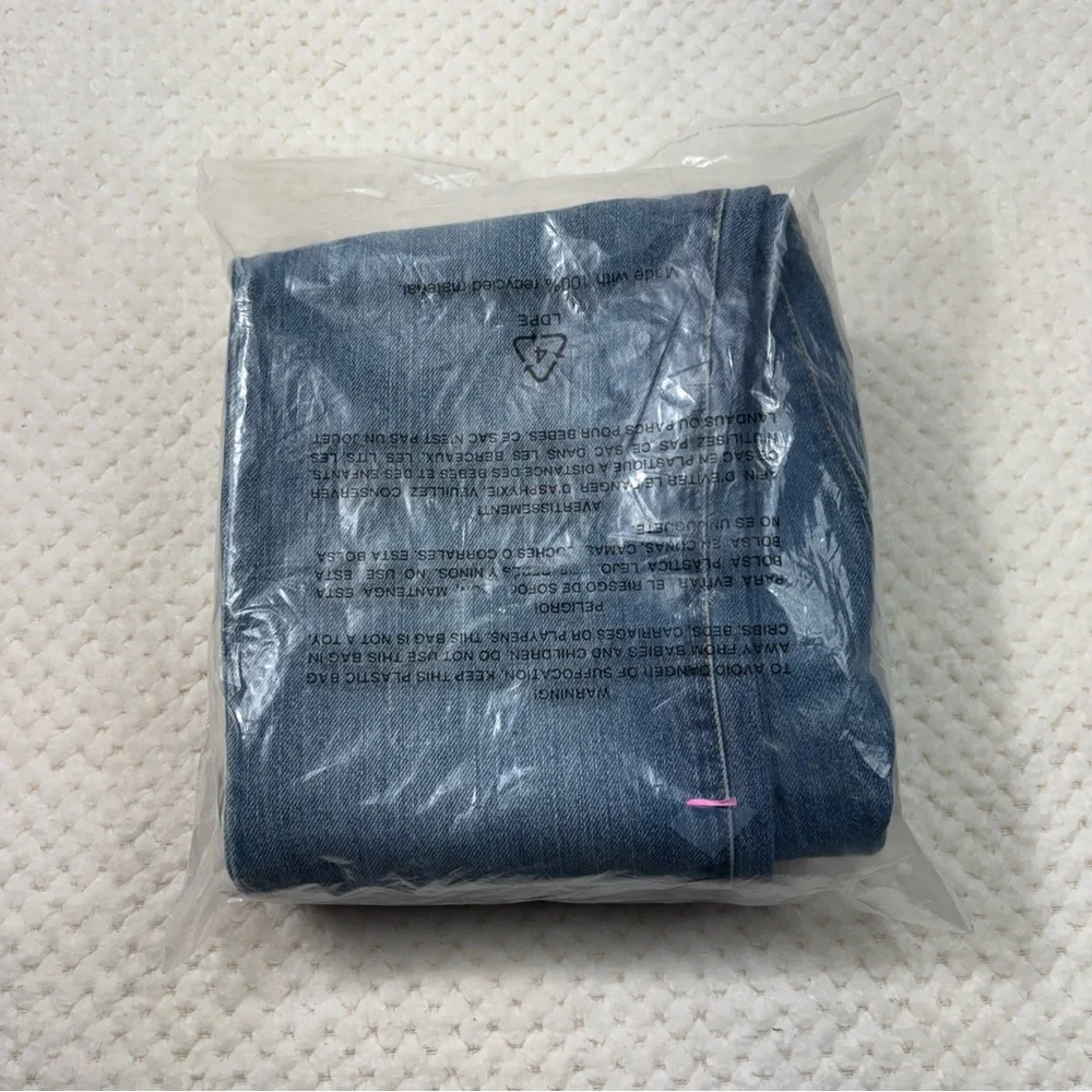 The Children's Place Boys NWT Straight Fit Casual Jeans 2 Pair Bundle 16 NEW